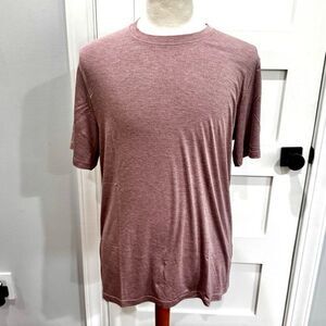 Free Fly Motion T Shirt. Size Large. Red Heather.